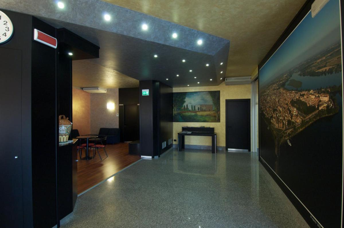 Hotel Residence Ducale بورتو مانتوفانو المظهر الخارجي الصورة