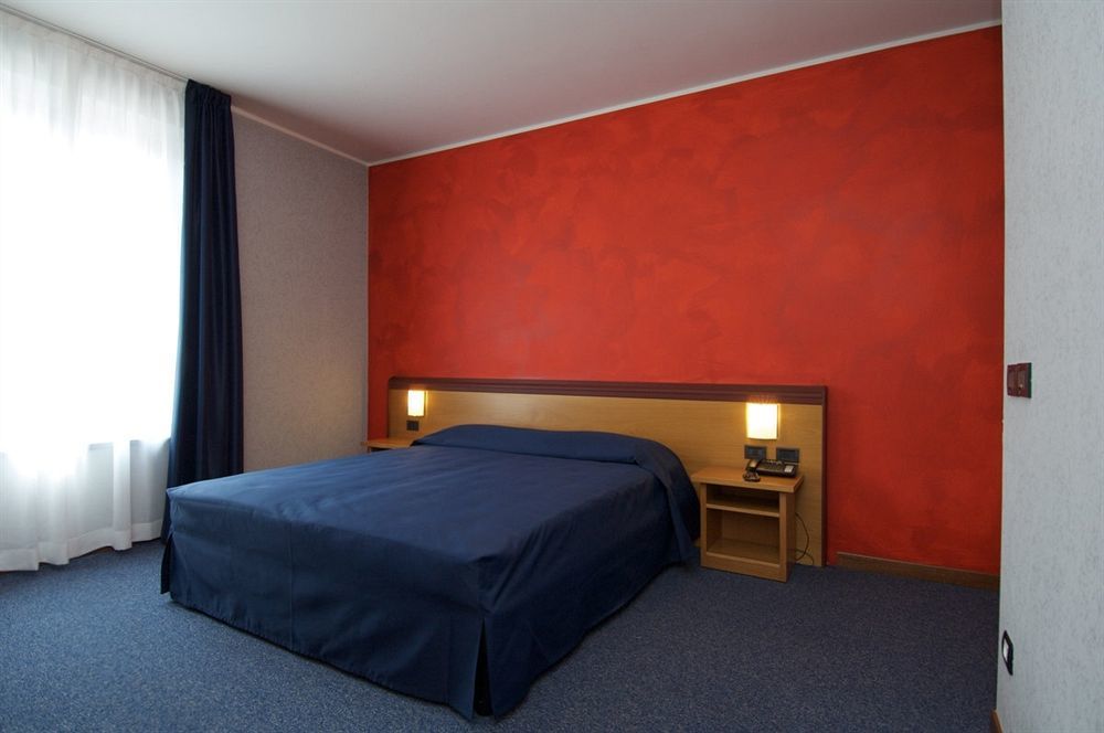 Hotel Residence Ducale بورتو مانتوفانو المظهر الخارجي الصورة