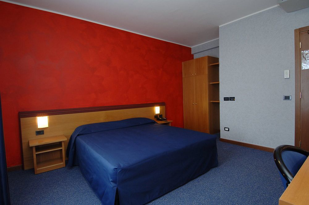 Hotel Residence Ducale بورتو مانتوفانو المظهر الخارجي الصورة